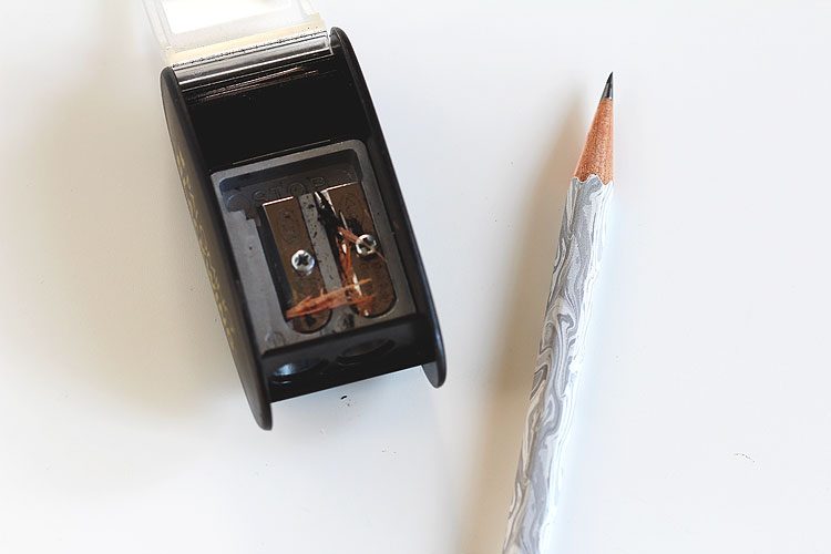 Palomino Blackwing Long Point Sharpener Review - the paper kind